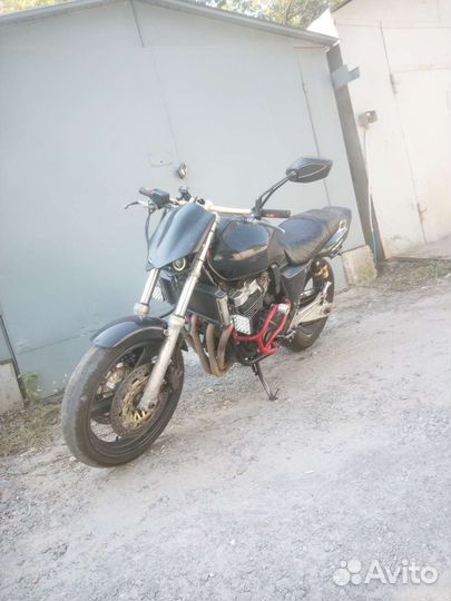 Honda cb400
