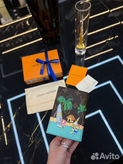 Обложка для паспорта Louis Vuitton