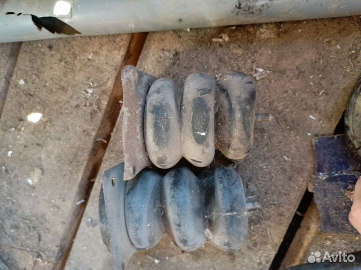 Запчасти на мотоцикл Урал СССР