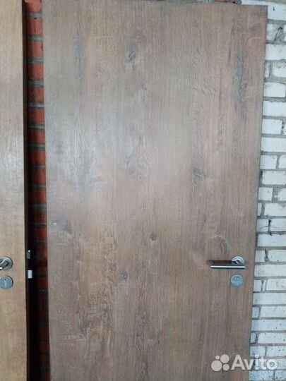 Двери массивные