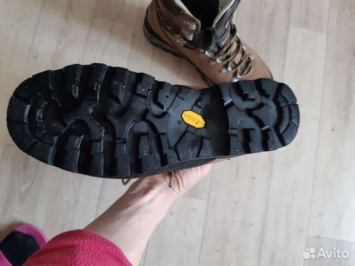 Ботинки горные The north face 39 40