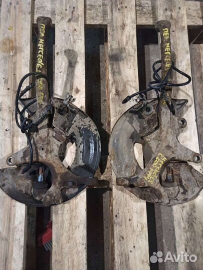 Кулак поворотный Mercedes-Benz C-Class W202