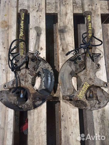 Кулак поворотный Mercedes-Benz C-Class W202