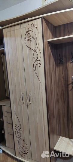 Шкаф в прихожую