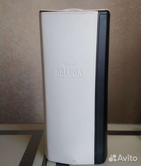 Кожаный футляр Белуга