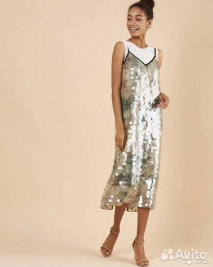 Платье в пайетках