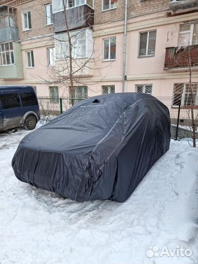 Автомобильный тент для защиты от влаги и пыли