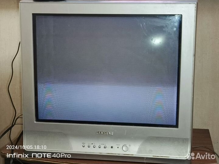 Телевизор samsung