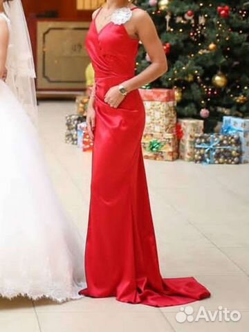 Вечернее платье