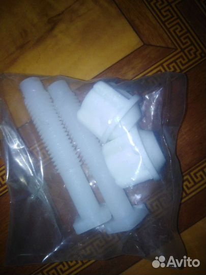 Крышка(стульчак) для унитаза новая.мягкая.розовая