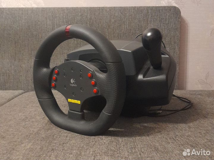 Игровой руль Logitech Momo racing 540 градусов