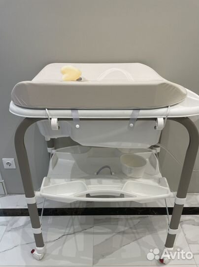 Ванночка для купания с пеленальным столиком CAM