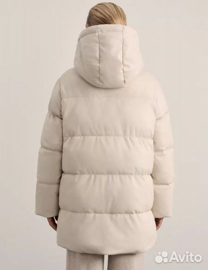 Пуховик женский