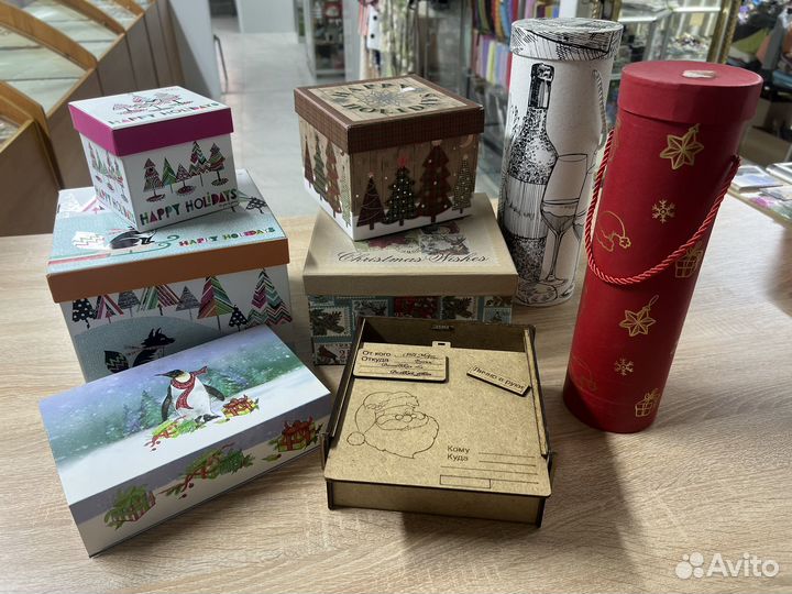 Коробка новогодняя