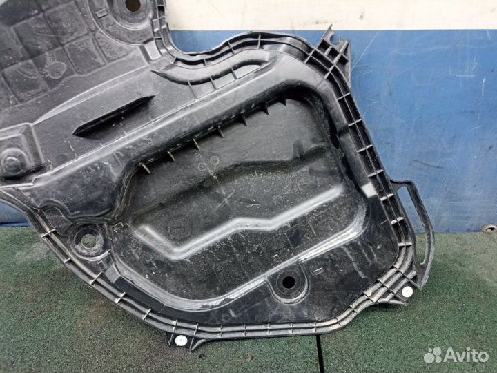 Заглушка двери передняя левая Toyota C-Hr ZGX10