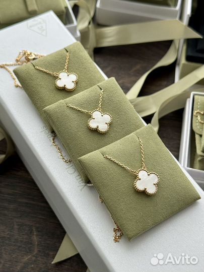 Подвеска Van Cleef & Arpels Vintage Alhambra