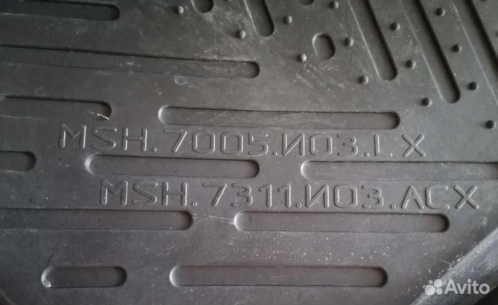 Автомобильные коврики резиновые