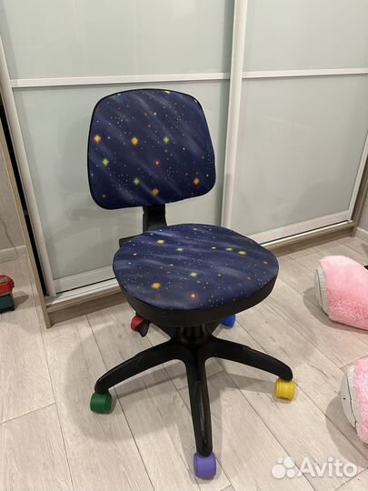 Компьютерное кресло