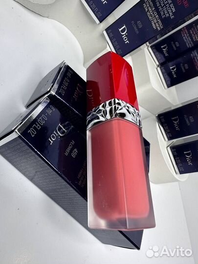 Стойкая жидкая помада dior rouge