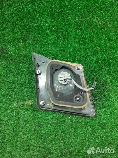 Фонарь крышки багажника правый Chevrolet Cruze J30