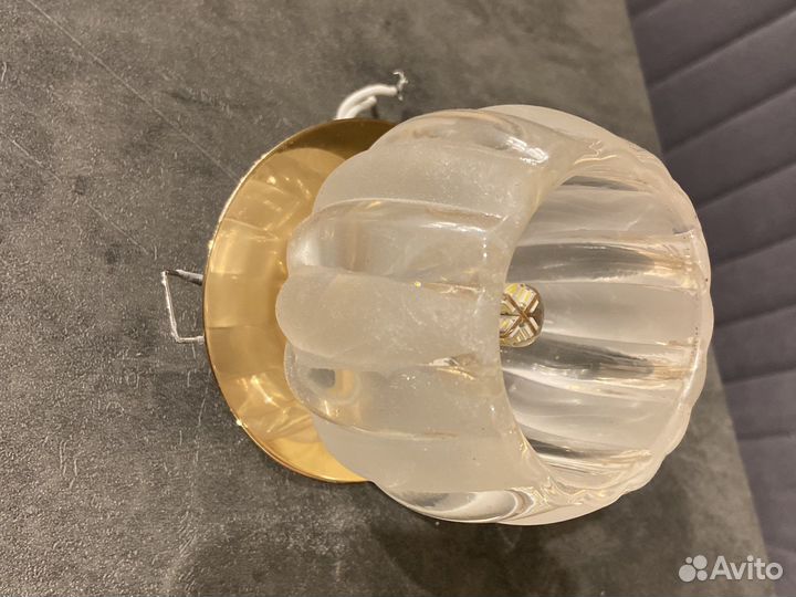 Светильник точечный