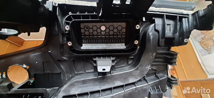 Панель приборов 