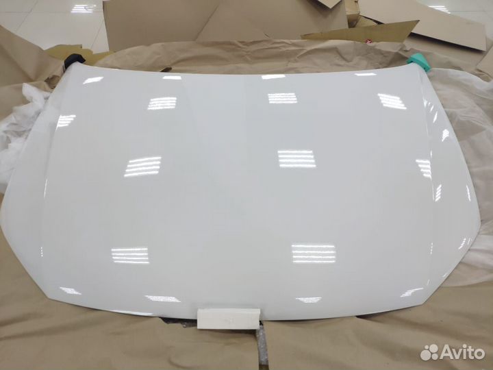 Капот Volkswagen Polo