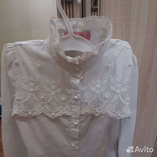 Блузка белая для девочек на рост 122-128