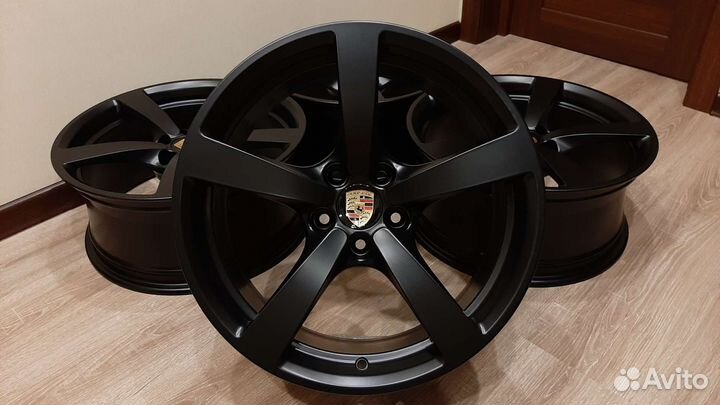 Оригинальные диски Porsche Macan R18 Венгрия