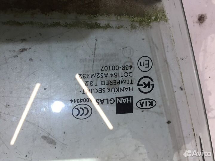 Стекло двери переднее правое (Kia Cerato)