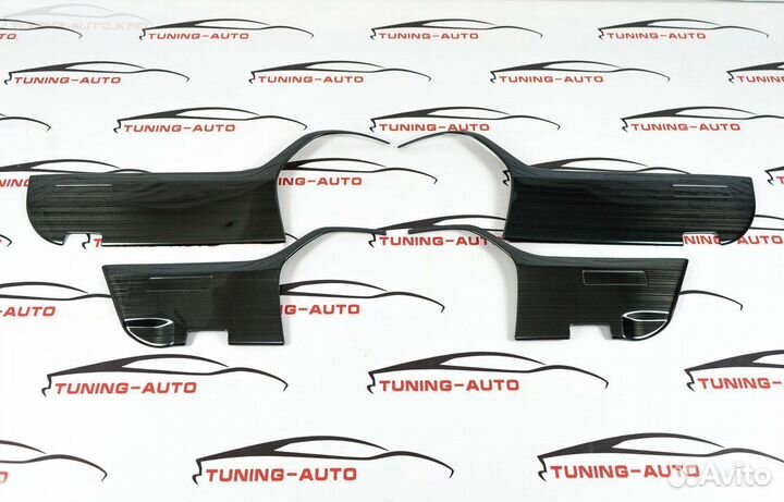 Накладки на обшивку дверей Toyota LC 200 LX570 C32