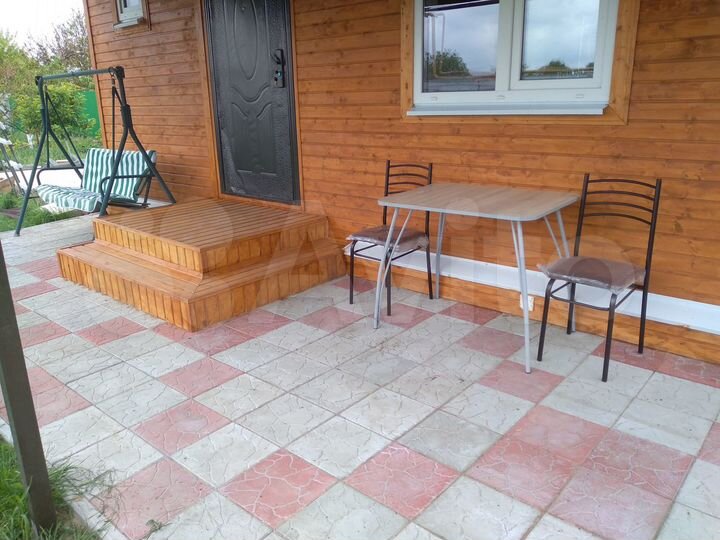 Дом 35 м² на участке 5 сот.