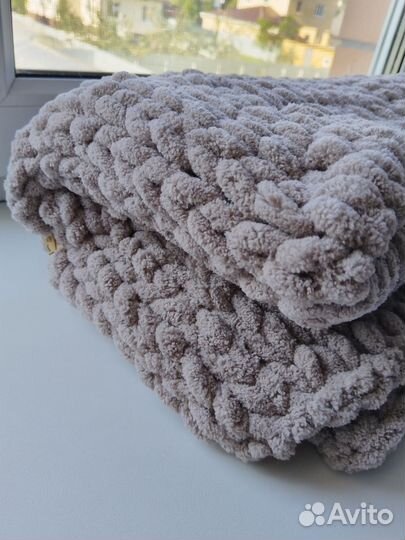 Плед детский вязаный