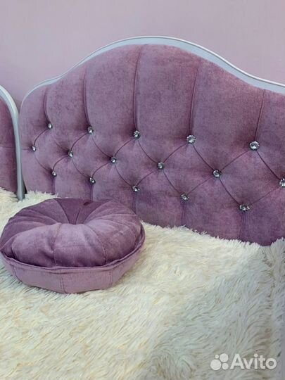 Кровать для девочки бежевая