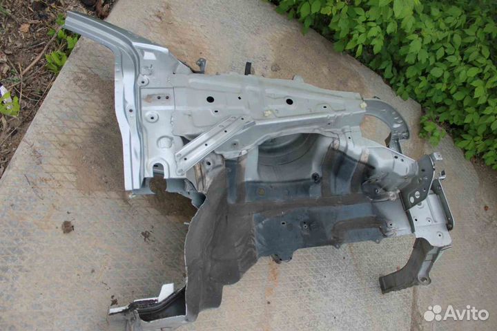 Лонжерон Mitsubishi Outlander (Митсубиси Аутлендер