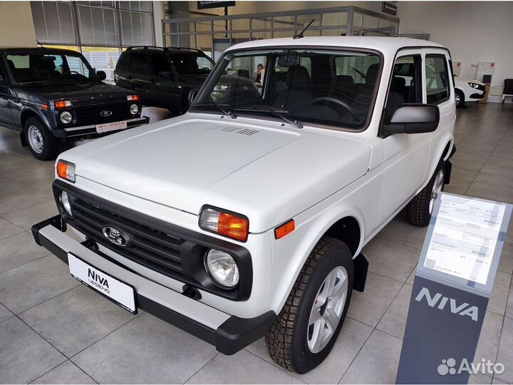 ВАЗ Niva Legend 1.7 МТ, 2023