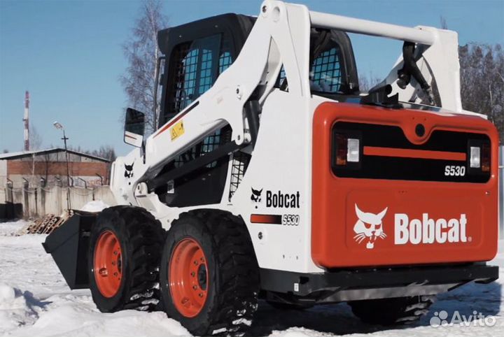 Водитель мини-погрузчика бобкет Bobcat
