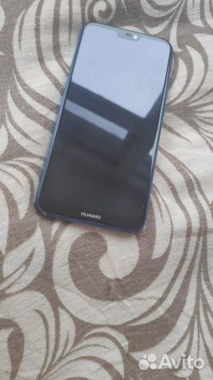 HUAWEI P20 Lite, 4/64 ГБ