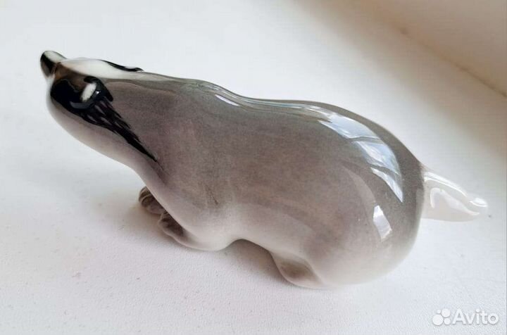 Фарфоровая статуэтка лфз