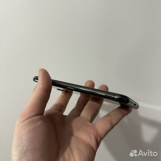 iPhone X, 256 ГБ