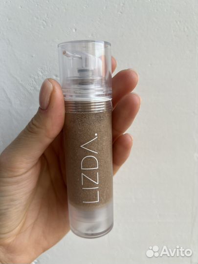 Крем тональный Lizda