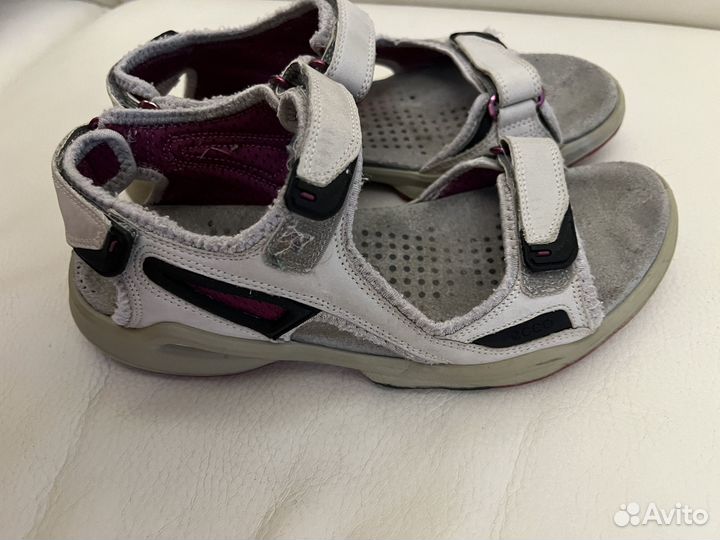 Сандалии Ecco р38