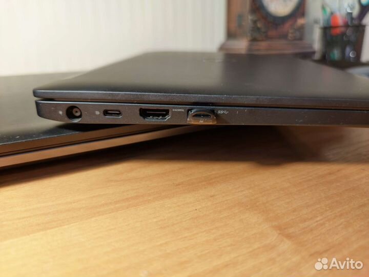 Dell Latitude7390 i5 8gb 256gb FullHD