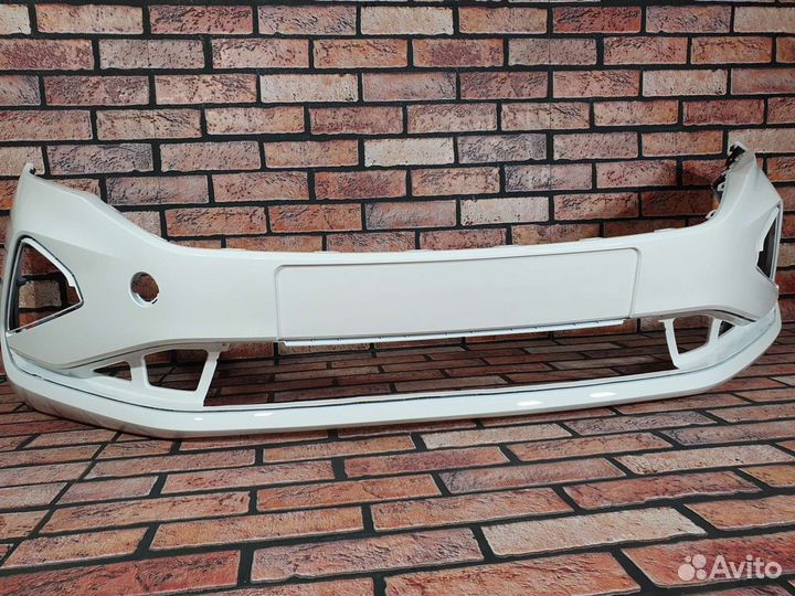 Бампер передний белый VW Polo 6 20-22 новый