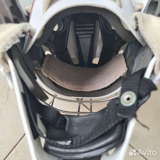 Хоккейный шлем вратарский