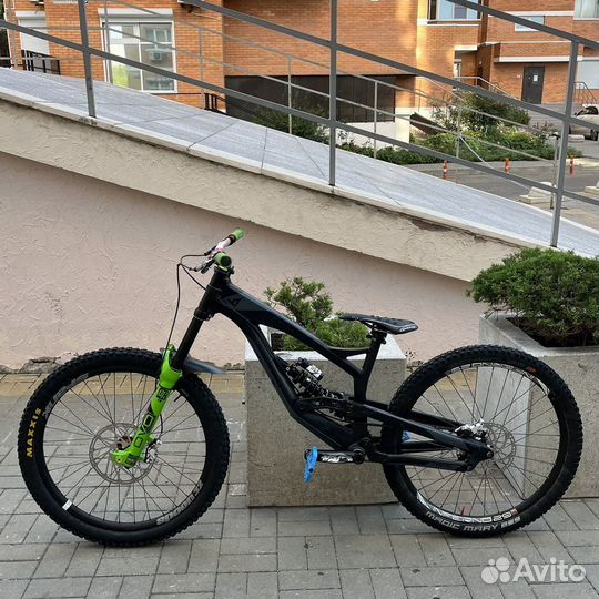 Велосипед YT tues L 27.5 2020г