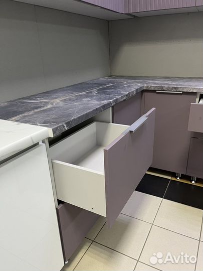 Кухонная мебель