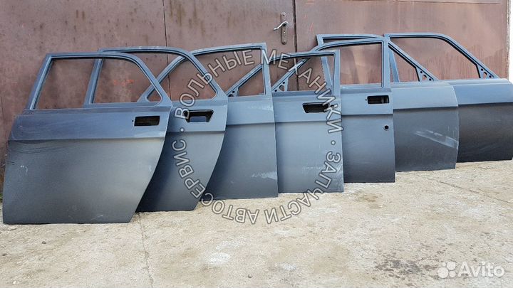 Капот на Волгу