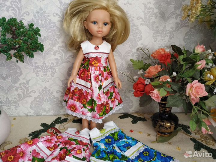 Платья для кукол