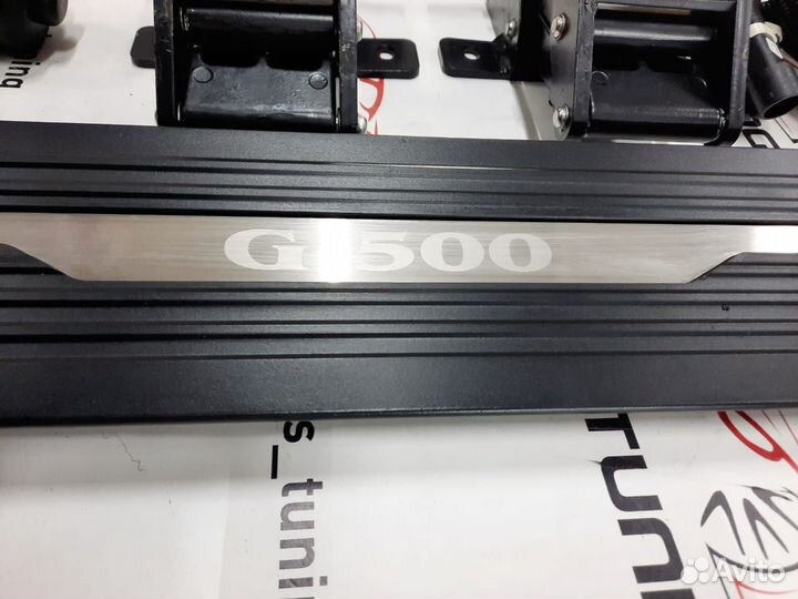 Выдвижные пороги на Mercedes G-Class W463